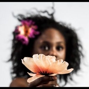 Meet your Posher, Corrie